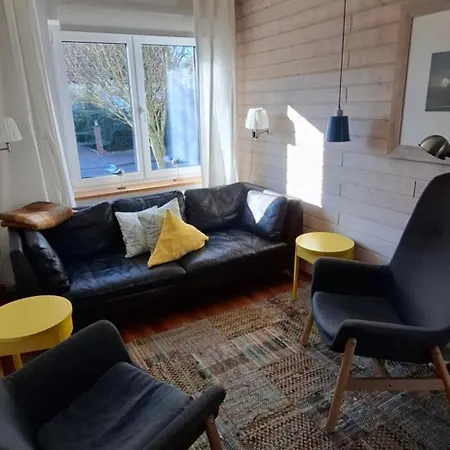 Haus Knutt Aus - Erdgeschosswohnung Mit Garten * Wangerooge